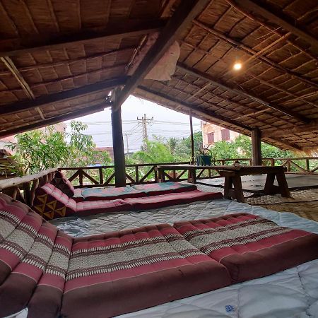 Bike&Bed Hostel Thakhek Luaran gambar