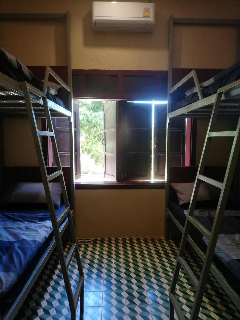Bike&Bed Hostel Thakhek Luaran gambar