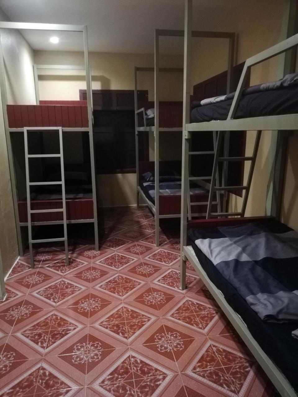 Bike&Bed Hostel Thakhek Luaran gambar