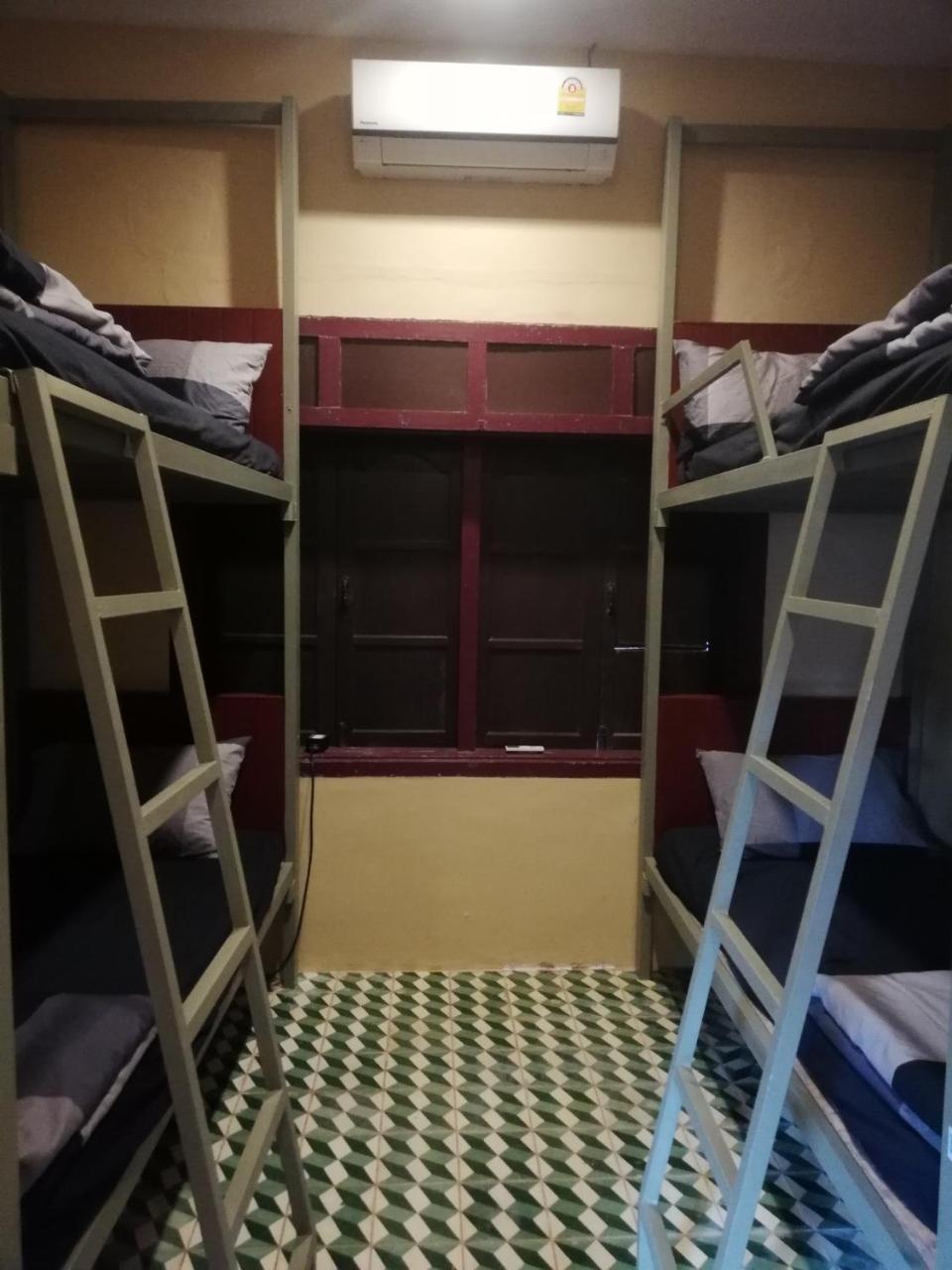Bike&Bed Hostel Thakhek Luaran gambar